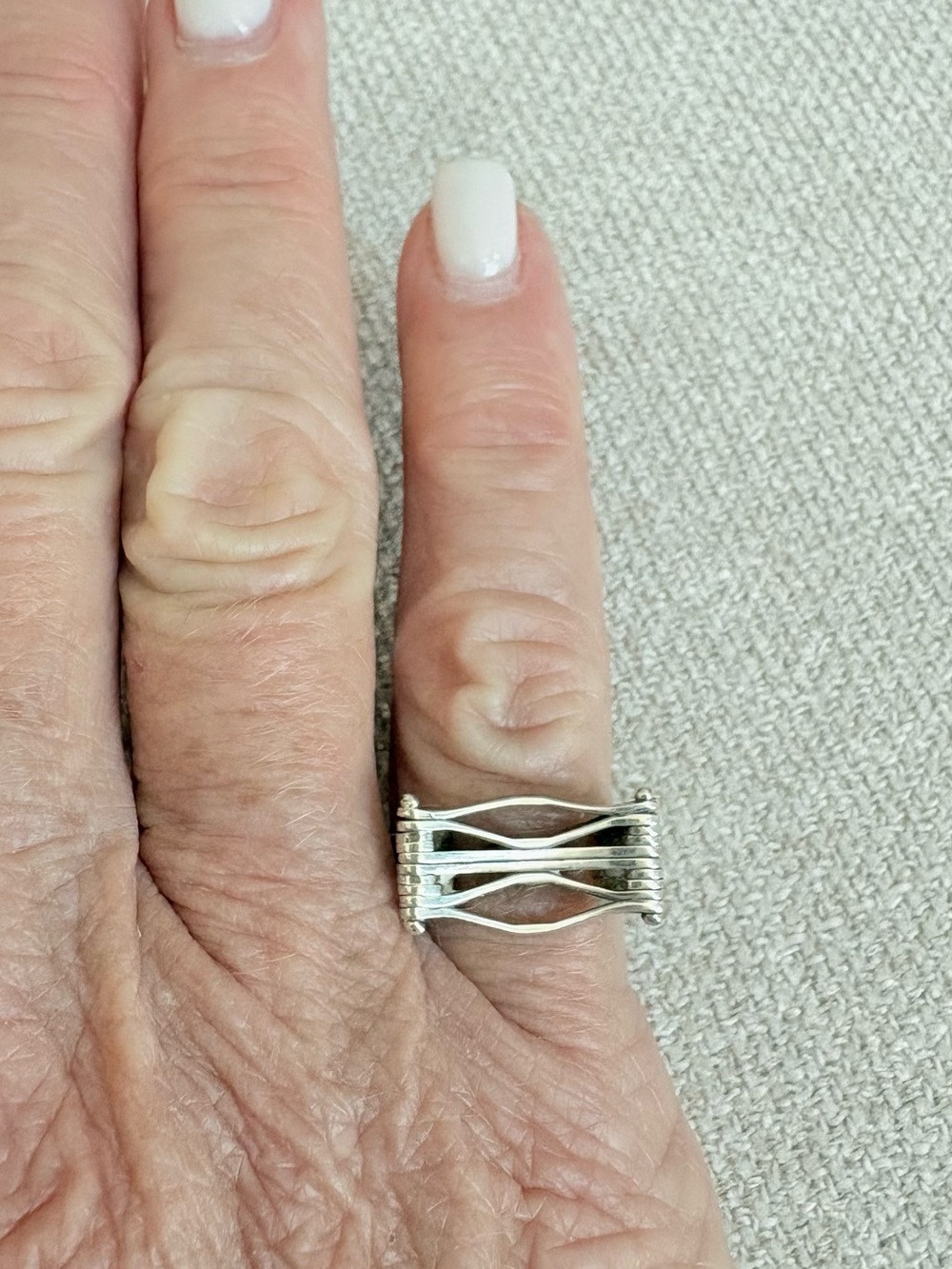 Sterling Silver Handcrafted Ring - Size 7 - Picture 4 of 7